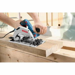 Bosch Handkreissäge GKS 55+ GCE, Professional, 1350 W, Schnittleistung Bis 63mm, Mit FSN 1400 11