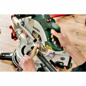 Metabo Kapp-Gehrungssäge KGSV 72 Xact SYM, 1800 W, Schnittleistung Bis 305mm, Mit Laser 18