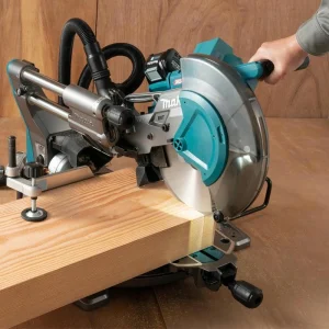 Makita Kapp-Gehrungssäge LS004GZ01 Akku Paneelsäge, 40 V, Schnittleistung Bis 279mm, Mit LED-Schnittlinie 6